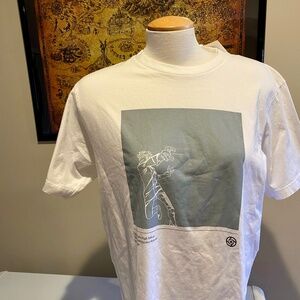 Uniqlo Manga UT T-shirt - M